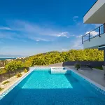 Stunning In With Sauna Crikvenica