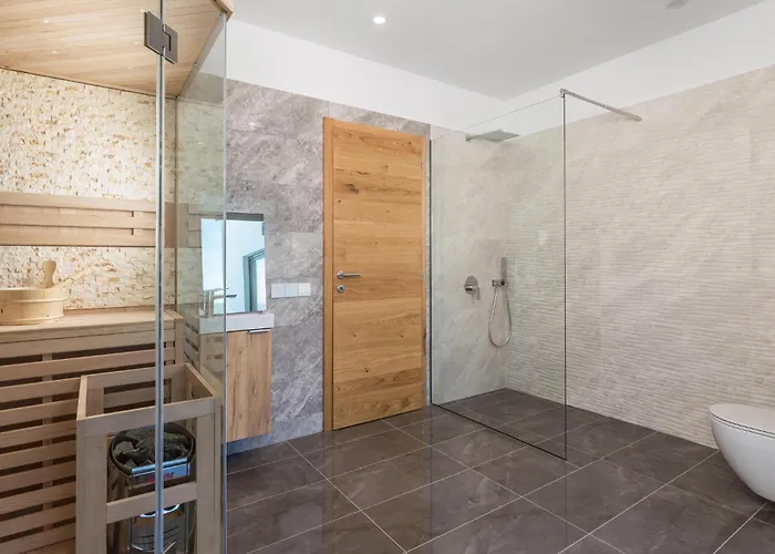 Holiday home Awesome In With Sauna Crikvenica